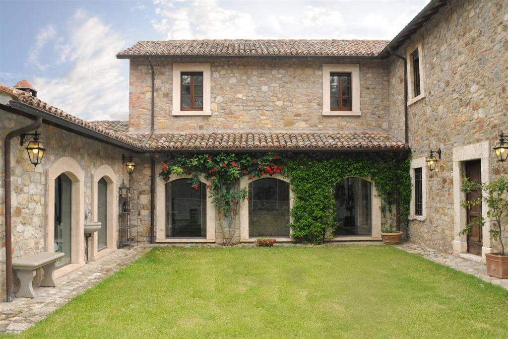 Exclusive Villa Parrano - Countryside With Pool Exterior photo